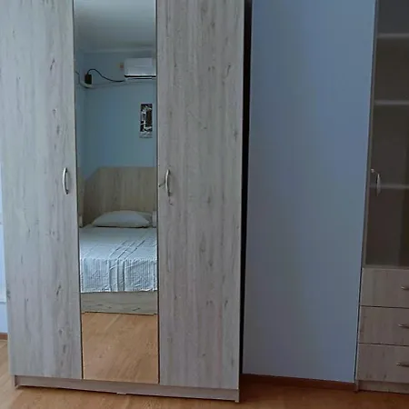 Europroperties Iglika Apartman *