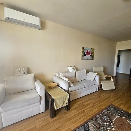 Europroperties Iglika Aranyhomok